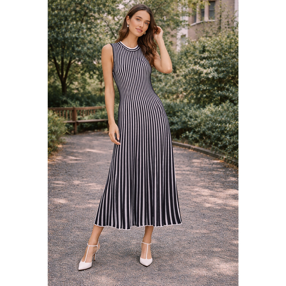 Tuckernuck Amie Navy Cream Striped Knit Maxi Dress Sleeveless Small NWT